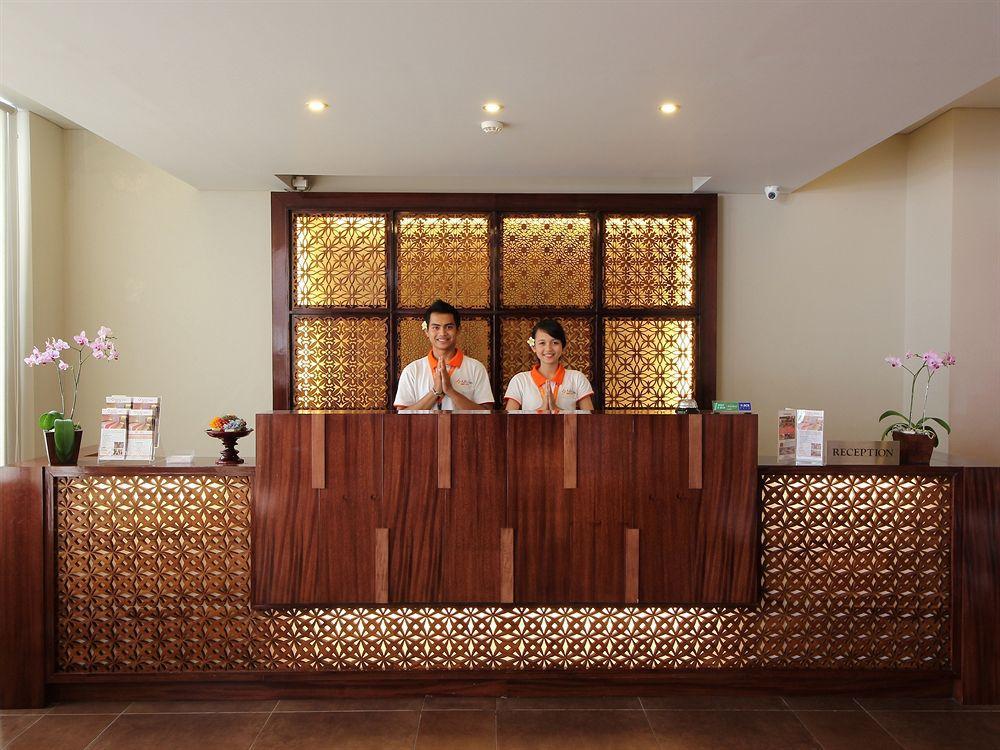 Holiday Inn Express Bali Sunset Road By Ihg Kuta  Ngoại thất bức ảnh