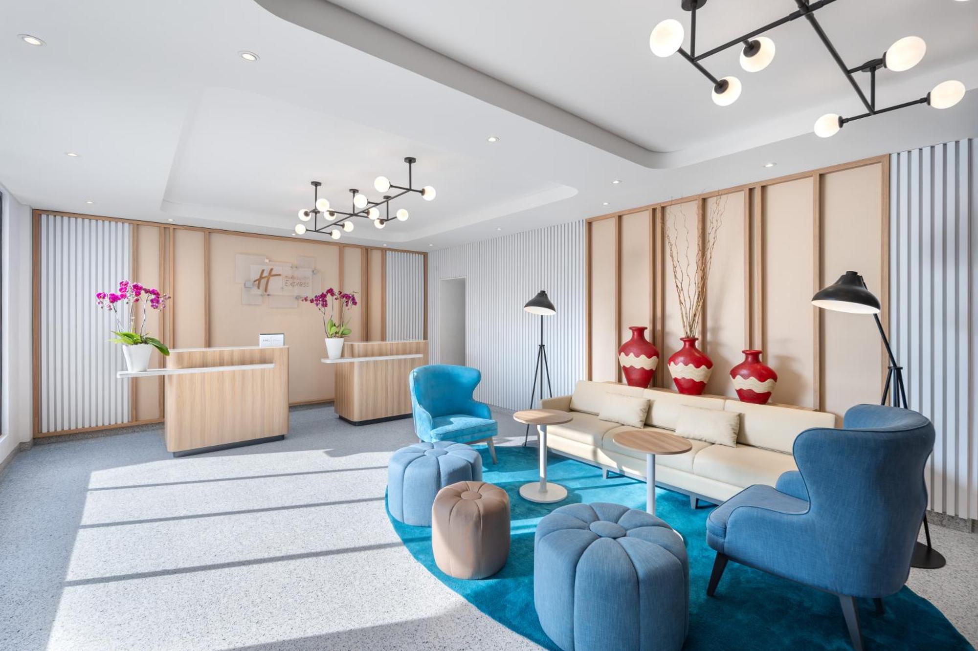 Holiday Inn Express Bali Sunset Road By Ihg Kuta  Ngoại thất bức ảnh